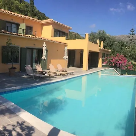 Villa Lovely Open Plan Family In Kato Katelios