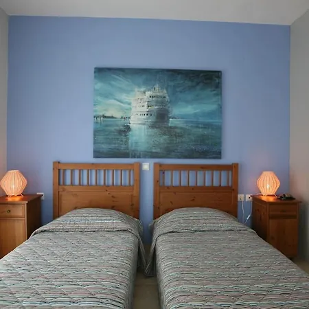 Lovely Open Plan Family In Kato Villa
